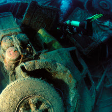 Load image into Gallery viewer, PADI Wreck Diver: £320.00. (£150.00 deposit required).