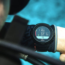 Load image into Gallery viewer, Suunto D5 Dive Computer