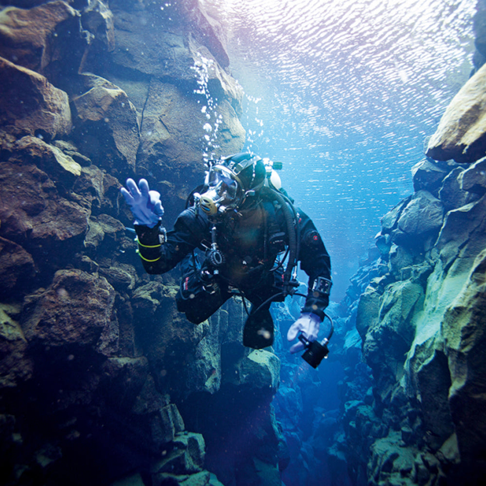 SSI Dry Suit Diver