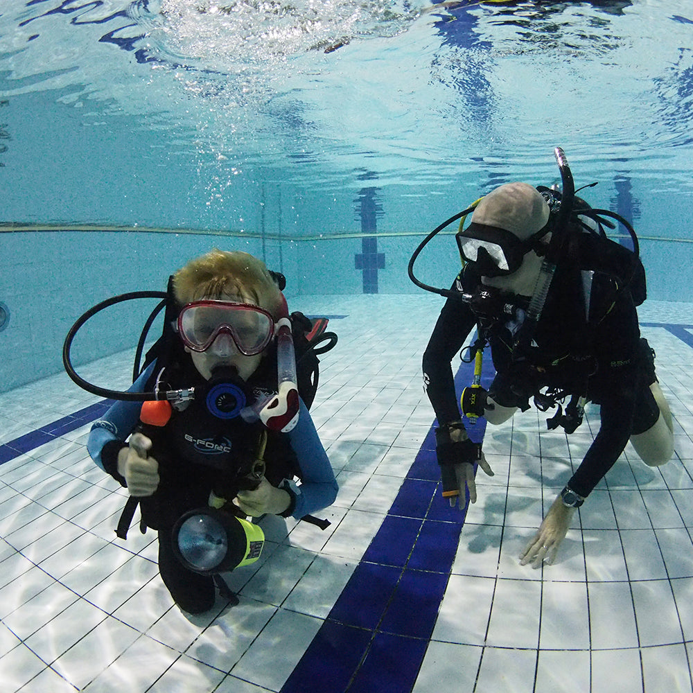 PADI Master Seal Team.     £250.00  (£50.00 deposit required.)