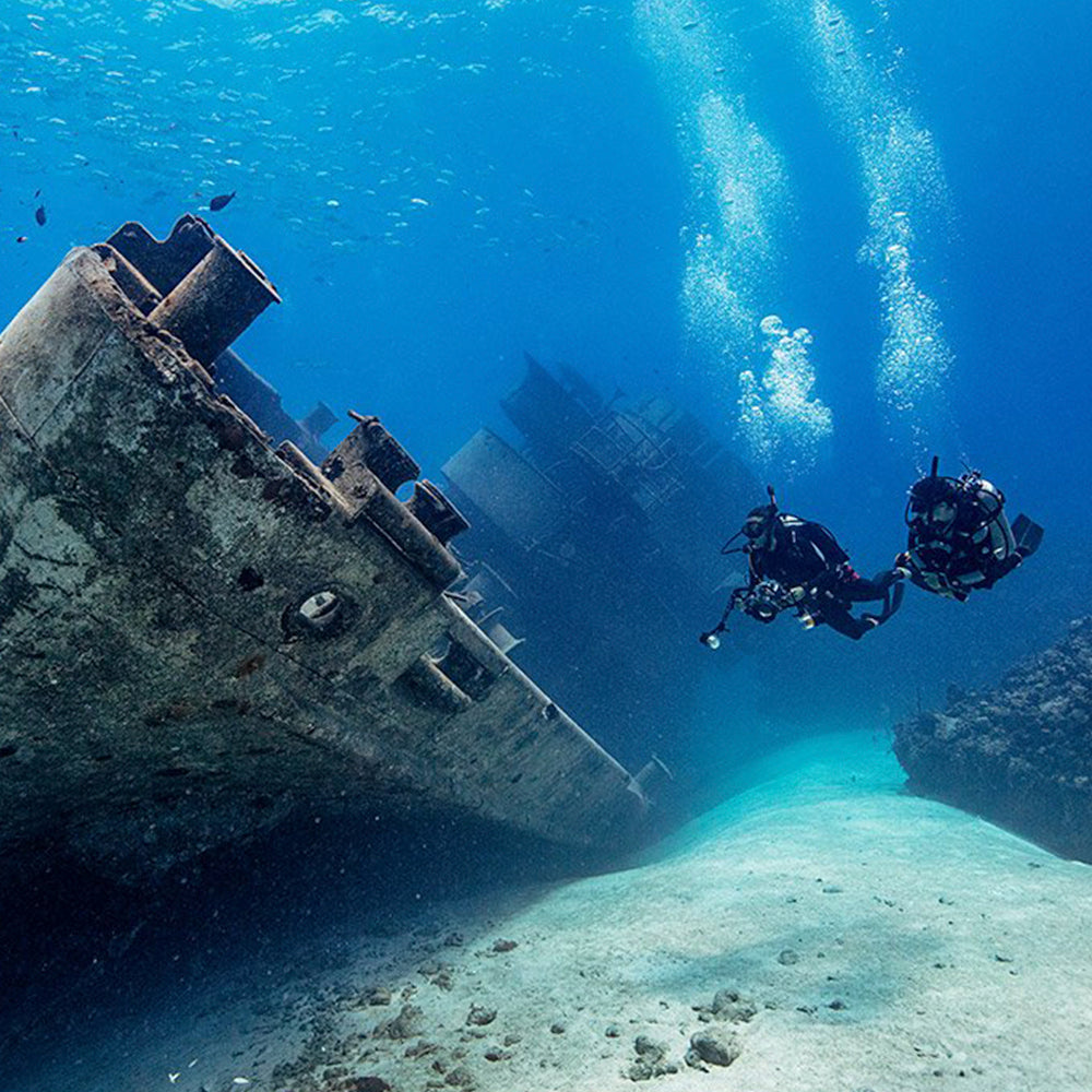 PADI Advanced Open Water Diver Course.         £450.00.    (£150.00 deposit required.)