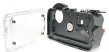 Load image into Gallery viewer, Seafrogs Underwater Housing for iPhone 11/ 11 Pro/ 11 Pro Max with Bluetooth
